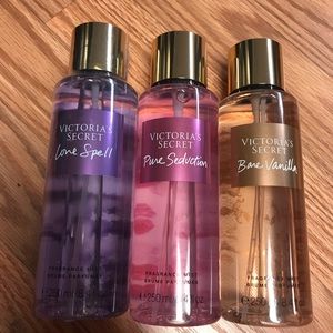 3 Victoria’s Secret body mists original scents